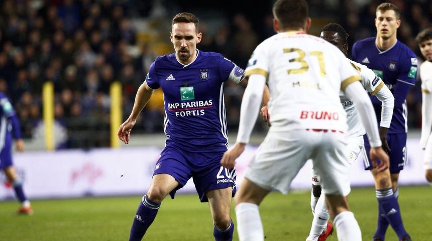 FIFA'dan Anderlecht ve Belçika Futbol Federasyonu'na ceza