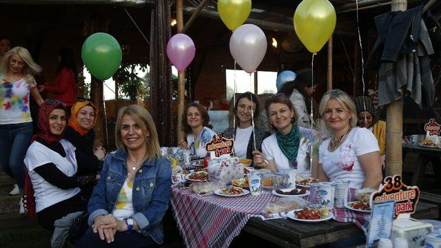 Hemşire ve ebeler iftarda bir araya geldi