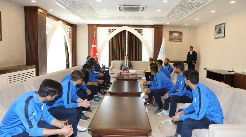 Hakkari&rsquo;de Gen&ccedil;lik Haftası etkinlikleri