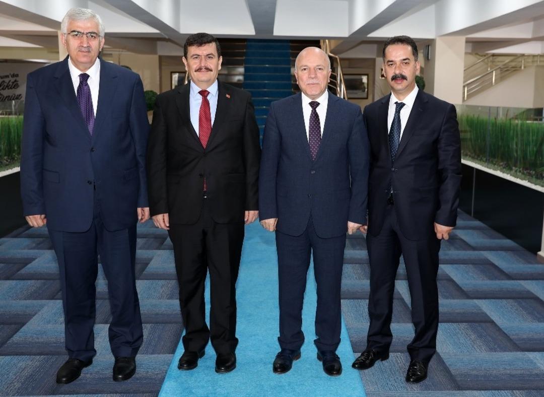 Başkan Sekmen: &ldquo;Erzurum değerler &uuml;st&uuml; bir şehirdir&rdquo;