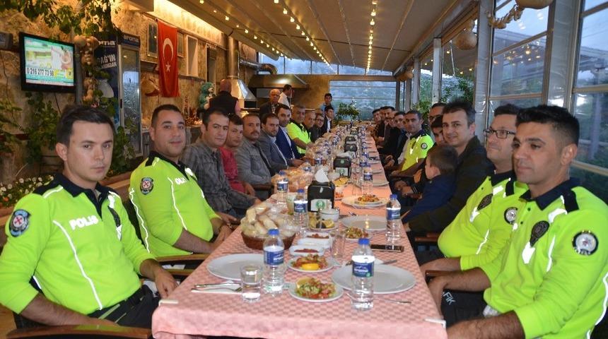Akseki&rsquo;de  b&ouml;lge trafik polisleri iftarda buluştu