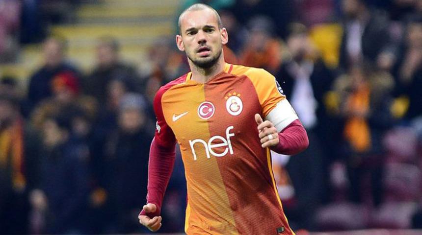Wesley Sneijder, Medipol Başakşehir maçı için İstanbul’a geliyor