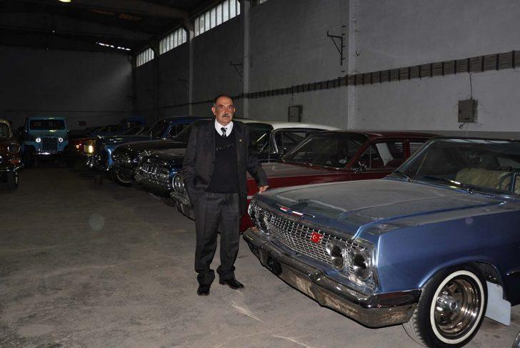 Klasik otomobillerini satışa çıkardı G1