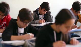 Bakanlık d&uuml;ğmeye bastı! Okullarda yeni uygulama