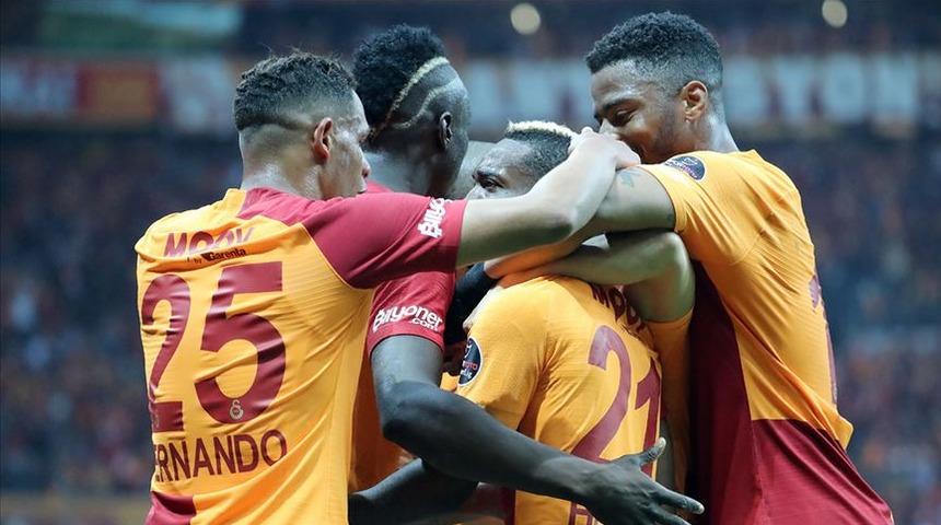Galatasaray'da 15 futbolcunun ilk şampiyonluk heyecanı