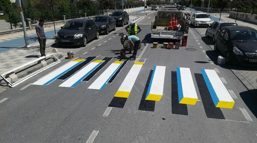 B&uuml;y&uuml;kşehirden yaya &ouml;ncelikli zemin uygulaması