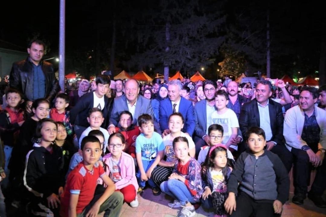 Başkan Opruk&ccedil;u Ramazan&rsquo;ı hemşehrileriyle bir arada ge&ccedil;iriyor