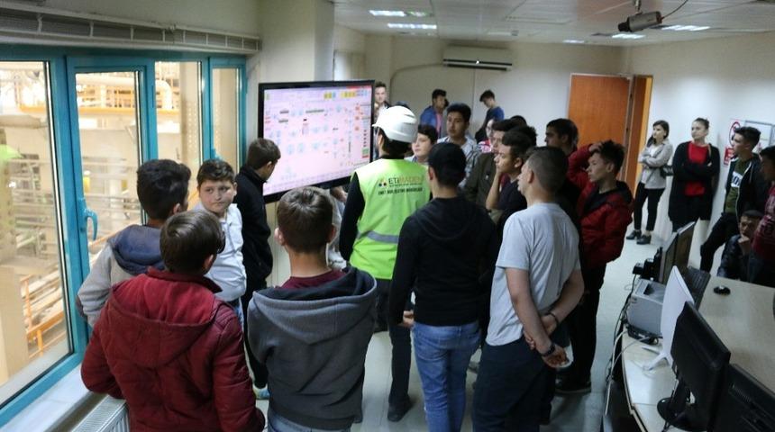 Lise &ouml;ğrencilerinden Emet Bor Tesislerinne teknik gezdi