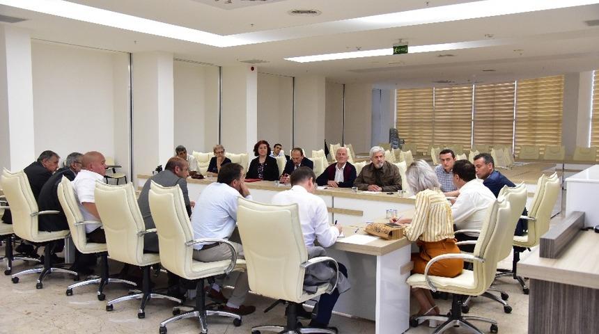 Başkan Şahin, muhtarlarla bir araya geldi