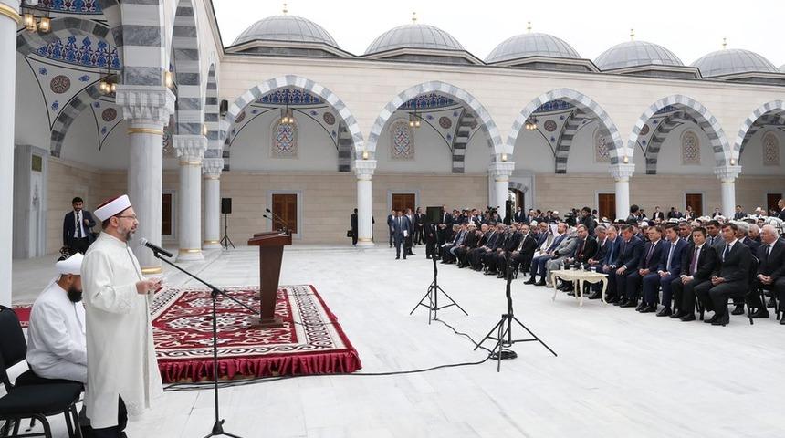 Türkiye yurt dışında nerelerde cami inşa etti, bu camilerin maliyeti ne?