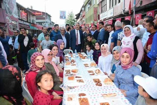 Aladağ’da 3 bin kişiye iftar