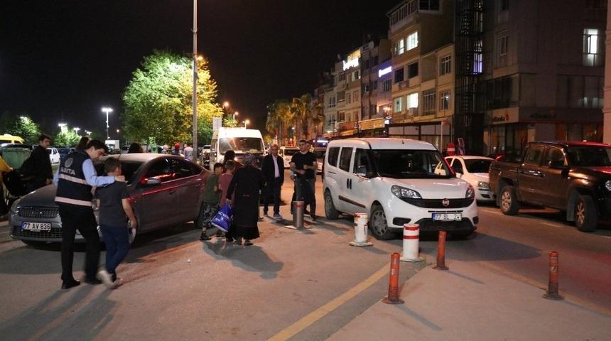 Yalova zabıtası dilencilere g&ouml;z a&ccedil;tırmıyor