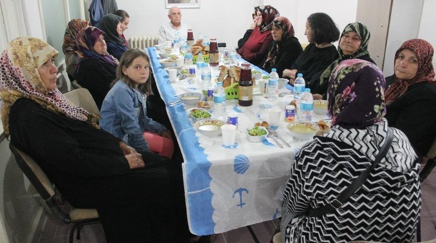 Şehit ve gazi yakınlarına iftar