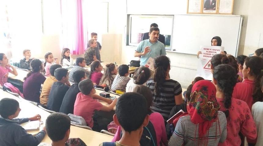 Oratak&ouml;y&rsquo;de vatandaşlar kene konusunda bilgilendirildi