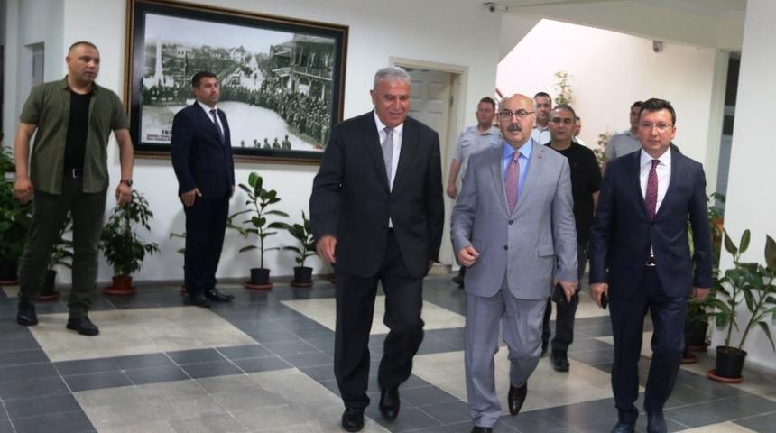 Vali K&ouml;şger ve Kaymakam Şahin&rsquo;den Başkan Atay&rsquo;a tebrik