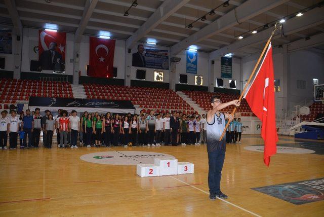 Aliağa’da 19 Mayıs ödülleri sahiplerini buldu