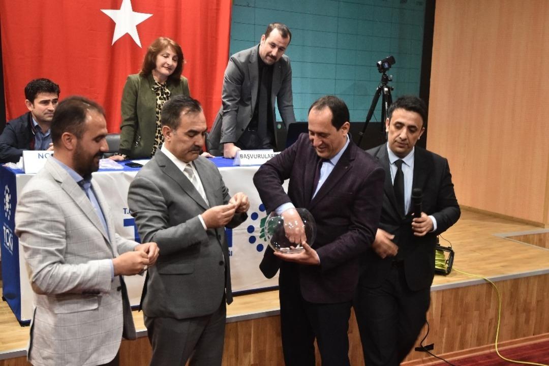 Ahlat&rsquo;ta TOKİ &ccedil;ekilişi