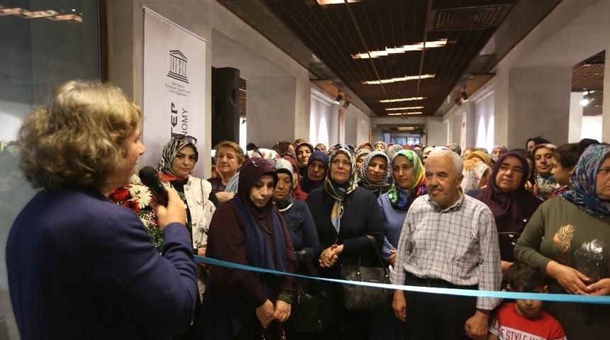 &ldquo;İbadet ve zarafet&rdquo; adlı sergi a&ccedil;ıldı