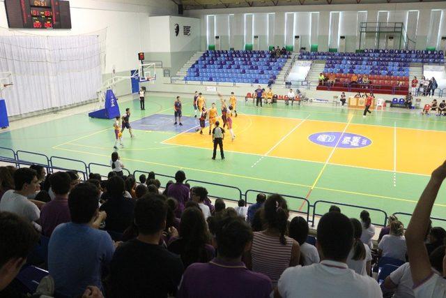 Muğla liseler arası basketbol turnuvası finali Marmaris’te yapıldı