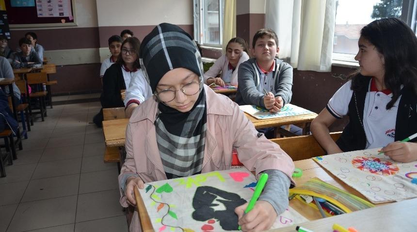 Öğrencilerden çevre dostu çanta