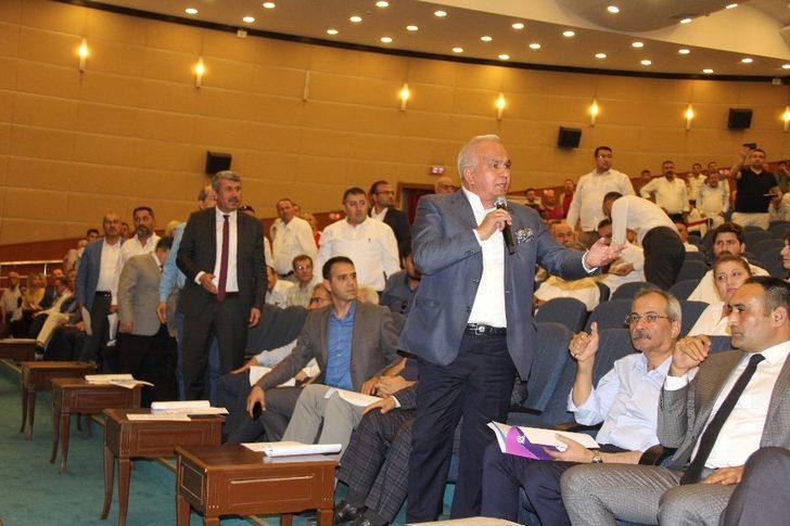 Borçlanma yetkisi yeniden komisyona gönderildi G4