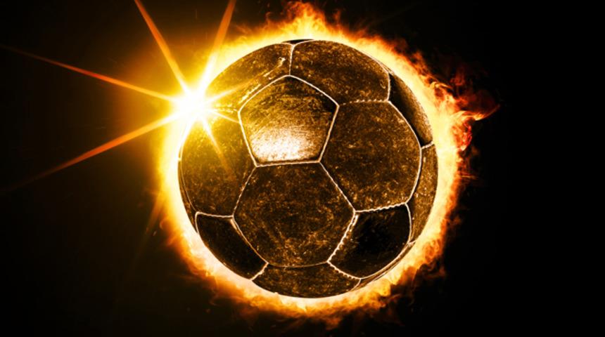 Rıza Çalımbay röportaj sırasında transfer görüşmesi yaptı