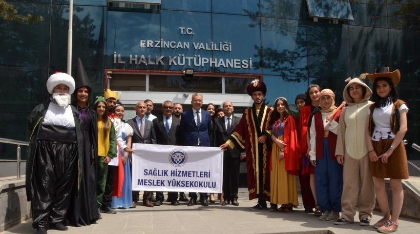 Çocuk Gelişimi bölümünden kitap okuma etkinliği