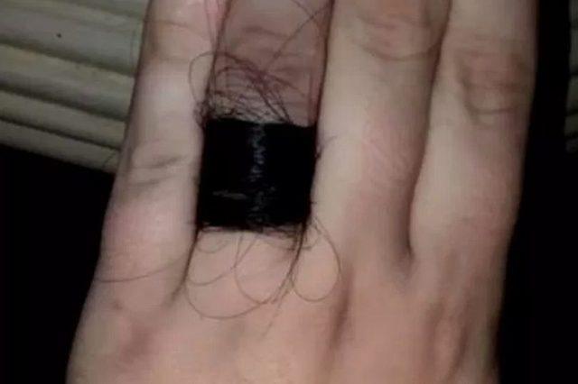 0_HAIRY-SITUATION-People-disgusted-after-bride-to-be-shows-off-engagement-ring-made-out-of-her-fianc