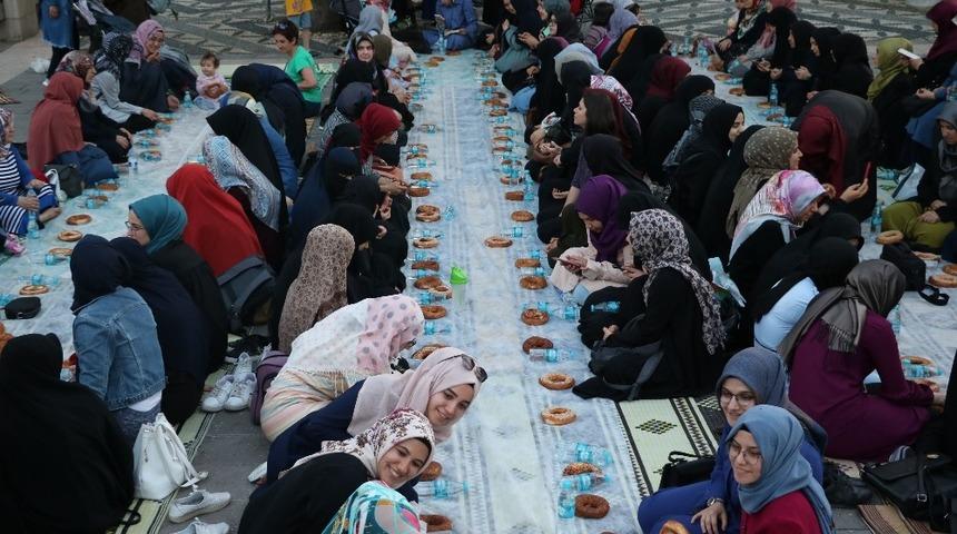 STK&rsquo;lar bir oldu y&uuml;zler &uuml;mmet sofrasında buluştu