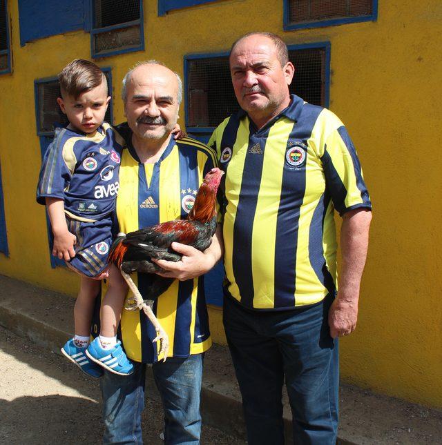 'Fener Ol' kampanyası için horozunu sattı