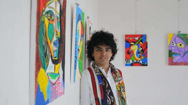 Otizmli Furkan, 3 boyutlu resim sergisi açtı