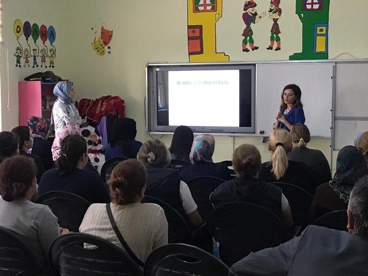 Ayvalık’ın eğitim alanında  “İletişim Özel, Gelecek Güzel Projesi” farkı G2