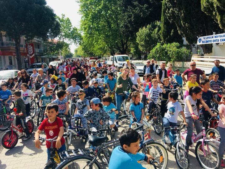 Ayvalık’ın eğitim alanında  “İletişim Özel, Gelecek Güzel Projesi” farkı G3