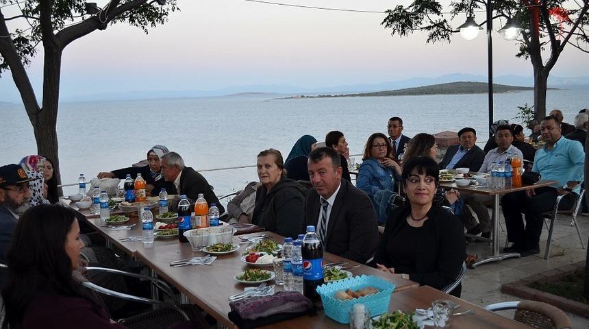 Didim Kaymakamı Türköz şehit aileleri ve gazileri iftarda sğırladı