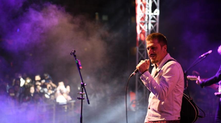 Gençler Çiğli’de Redd ile coştu