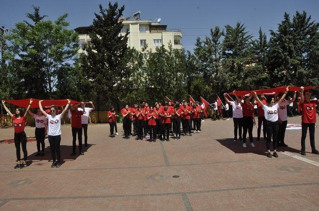 Gaziantep Kolej Vakfında gençlik şöleni coşkusu