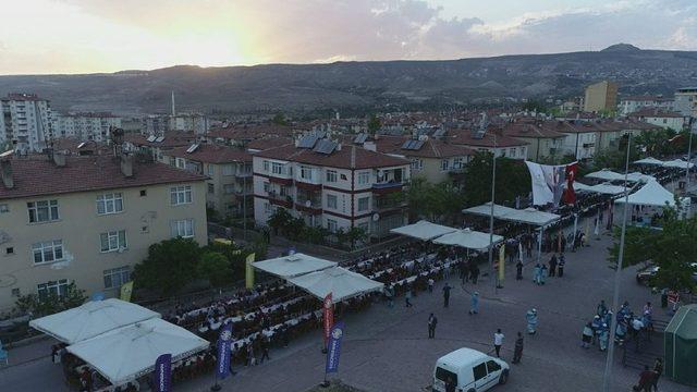 Kocasinan’da İftar Sofrası Erkilet ’te Bereketlendi