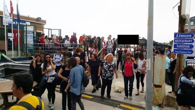 İzmir-Urla arasında vapur seferi başladı