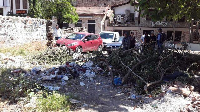 Kaleiçi Bölgesinde temizlik ve fuhuş operasyonu yapıldı