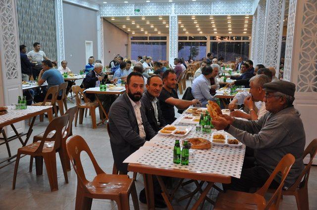 Kırvadililer Derneği’nden iftar