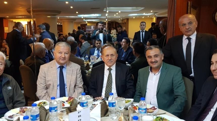 Başkan Cebeci Develilileri İftar Yemeğinde Buluşturdu