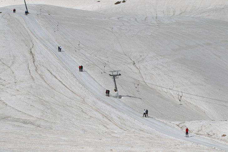 Hakkari'de mayısta kayak keyfi  G1