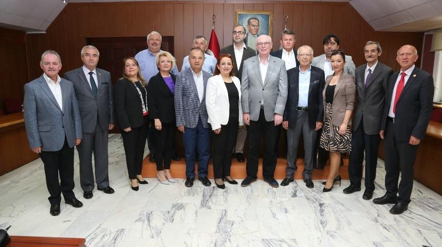 Tepebaşı Belediye Meclis &Uuml;yeleri, Kazım Kurt&rsquo;u ziyaret etti