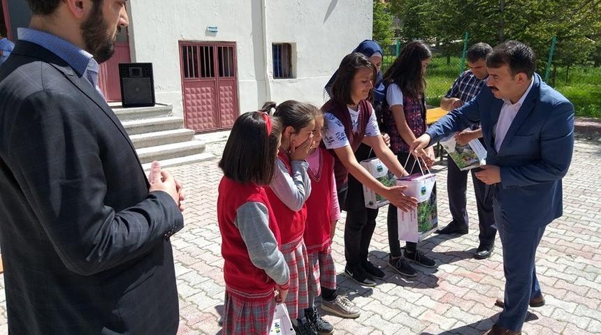 Derebucak&rsquo;ta okuma projesinde yılsonu etkinliği d&uuml;zenlendi