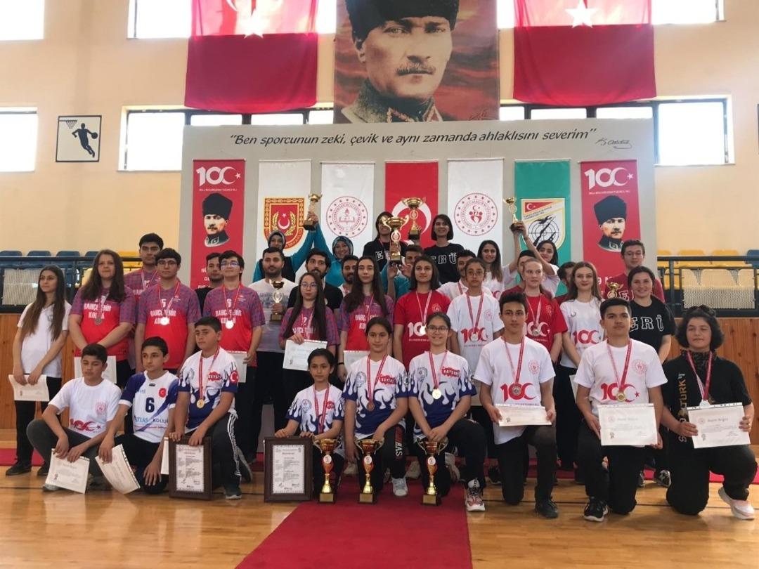 19 Mayıs Atıcılık Turnuvası &Ouml;d&uuml;lleri Sahiplerini Buldu