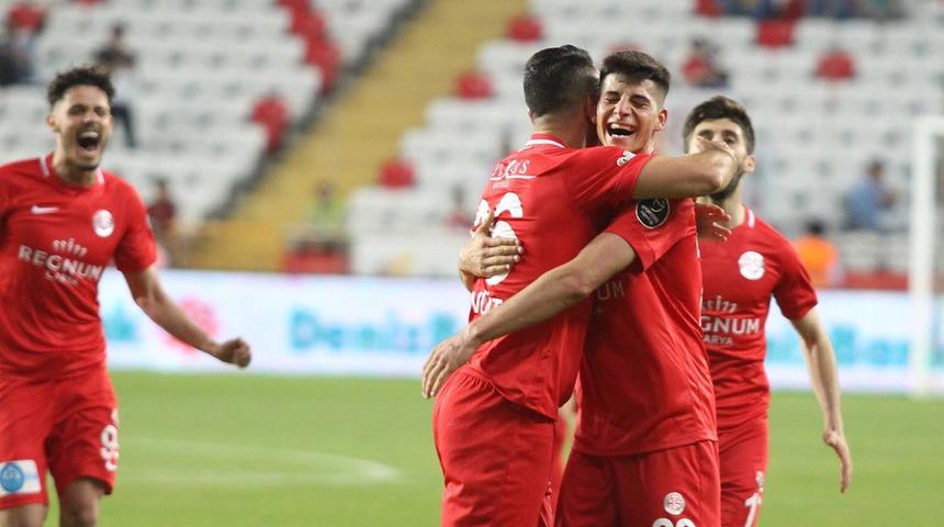 Antalyaspor 3 - 0 Yeni Malatyaspor