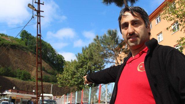 Elektrik direğine Karadeniz usulü çözüm