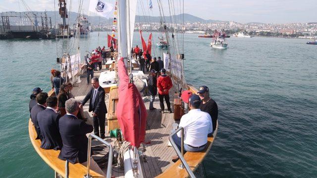 STS Bodrum okul gemisi Samsun’da