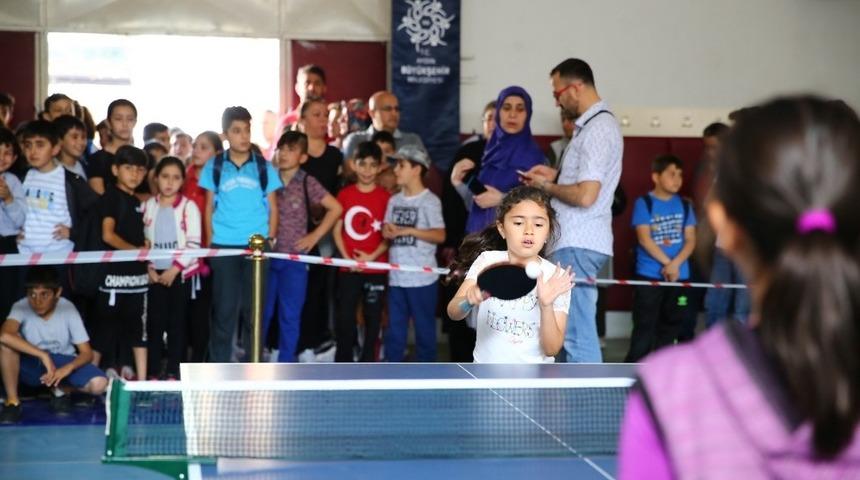 Büyükşehir Kültür Merkezleri’nde masa tenisi heyecanı yaşandı