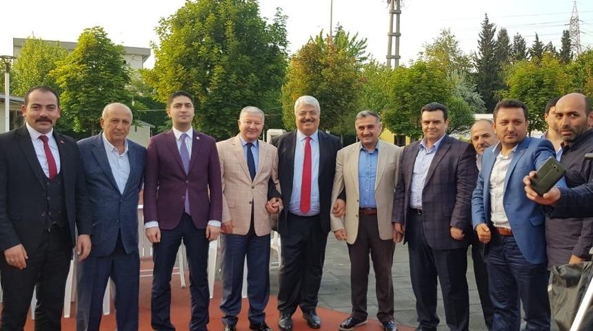 Develililer, İstanbul’da İftarda Buluştu